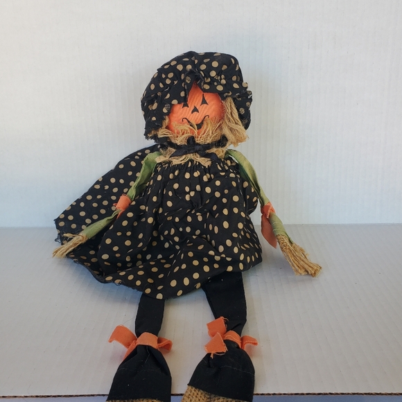 Overly Raker Halloween Pumpkin Scarecrow Witch Doll Weighted Shelf Sitter Straw - Picture 3 of 9